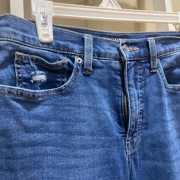 Lucky Brand Women’s Dark Blue Distressed Skinny Jeans – Size 8 / 28 - Picture 4 of 9